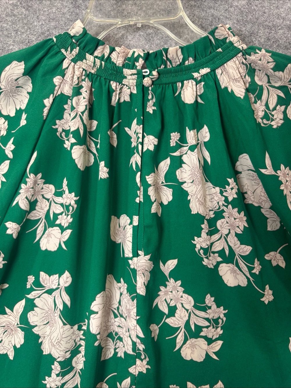 Sienna Sky Top Womens Medium Green Floral Ruffle Neck Puff Sleeve Office Blouse - Picture 14 of 16